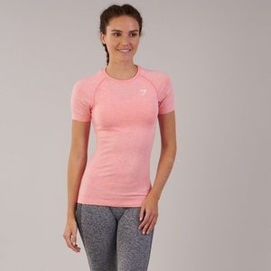 GYMSHARK PEACH PINK TEE